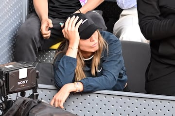 Paula Badosa durante el partido de su novio, St¨¦fanos Tsitsip¨¢s.