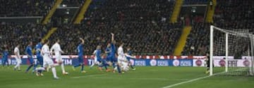 Aduriz marca el 1-1 tras el rechace de Buffon tras el tiro de Morata. 