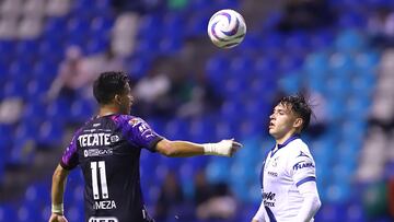 (L-R), Maximiliano Meza of Monterrey and Sebastian Olmedo of Puebla during the game Puebla vs Monterrey, corresponding to Round 11 of the Torneo Apertura 2023 of the Liga BBVA MX, at Cuauhtemoc Stadium, on October 03, 2023.
<br><br>
(I-D), Maximiliano Meza de Monterrey y Sebastian Olmedo de Puebla durante el partido Puebla vs Monterrey, correspondiente a la Jornada 11 del Torneo Apertura 2023 de la Liga BBVA MX, en el Estadio Cuauhtemoc, el 03 de Octubre de 2023.