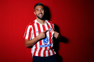 Con su llegada, el Atlético de Madrid alcanza los 21 argentinos que han pertenecido al club desde que llegase Simeone en diciembre de 2021. Nico Gonzalez (27 años) llega cedido desde la Juventus a cambio de un millón de euros (que pueden ser dos dependiendo del rendimiento). Además, el Atlético tiene una opción de compra no obligatoria de 32 millones de euros a pagar en tres años. Esta puede ser de obligatorio cumplimiento si se cumplen diferentes premisas.