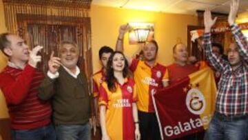 Los hinchas del Galatasaray en nuestro país están ilusionados con el partido de ida.