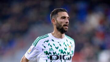 EIBAR, SPAIN - DECEMBER 11: Borja Baston of Real Oviedo looks on during the LaLiga Smartbank match between SD Eibar and Real Oviedo at Estadio Municipal de Ipurua on December 11, 2022 in Eibar, Spain. (Photo by Ion Alcoba/Quality Sport Images/Getty Images)