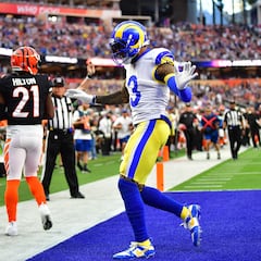 Cowboys fear Odell Beckham Jr. may not be able to play until end of January