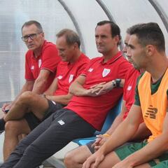 Etxebe: "Alguna vez pude hacer sufrir a Roberto Carlos"