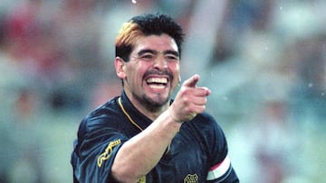 FILE PHOTO: Soccer Legend Diego Maradona Dies Aged 60 - SEOUL, SOUTH KOREA - SEPTEMBER 30: Diego Maradona of Boca Juniors reacts during the friendly match between South Korea and Boca Juniors on September 30, 1995 in Seoul, South Korea. (Photo by Etsuo Hara/Getty Images)