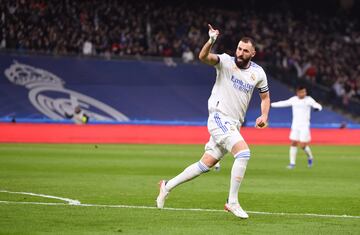 1-0. Karim Benzema celebra el primer gol.