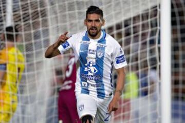 El atacante del Pachuca ha recibido 24 faltas en ocho partidos que ha disputado con los Tuzos. Su aporte a la ofensiva es para destacar, ya que suma cuatro goles en el certamen. 