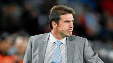 <b>PROBLEMAS. </b>Arconada pasa malos momentos en Almería.