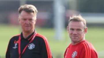 Van Gaal con Rooney.