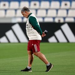 La Selección Mexicana oculta sus armas a dos días de Polonia