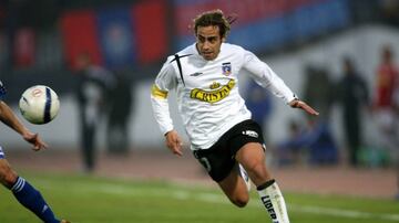 El Mago está llamado a ser la figura del Torneo Transición. Vuelve a Chile luego de 11 años en el extranjero al club de sus amores, Colo Colo. Quiere ser campeón y volver a la Roja.