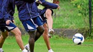 <b>A TRABAJAR. </b>Arango, en el primer entrenamiento bermellón en tierras austriacas.