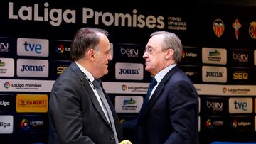 26/11/15 PRESENTACION TORNEO LA LIGA PROMISES
JAVIER TEBAS PRESIDENTE LFP FLORENTINO PEREZ PRESIDENTE REAL MADRID