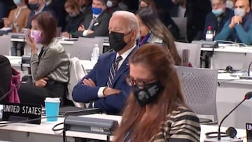 Joe Biden 'se duerme' durante la Conferencia del Clima