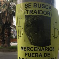 Aparecen carteles en el Camp Nou contra el "traidor" Neymar