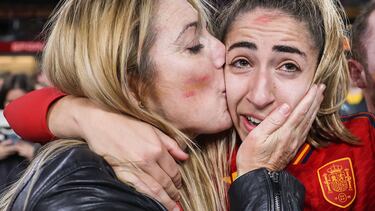 Olga Carmona, en el trono de Iniesta