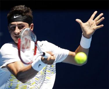 Cómodos triunfos de Nadal y Federer en su debut australiano