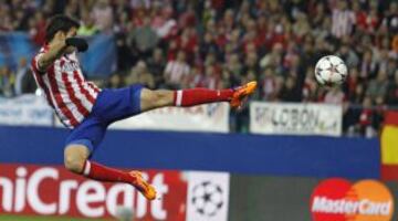 1-0. Diego Costa anota el primer tanto.