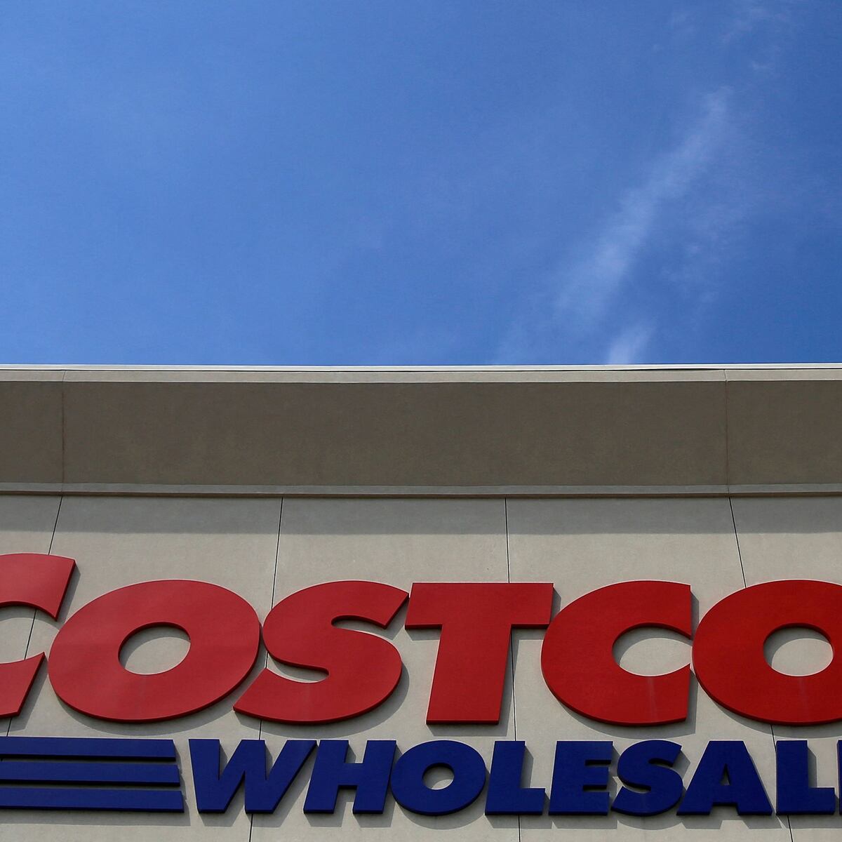 Why hasn't the price of Costco's $1.50 hot dog and soda combo