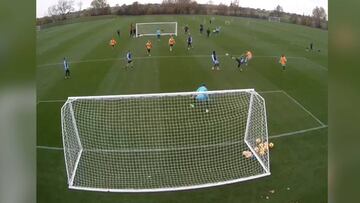 ¿Es Arbeloa? El español hizo dos golazos en la práctica