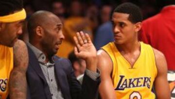 Clarkson da algo de luz a otro a?o horrible de los Lakers