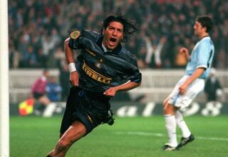 ¿Qué chilenos han ganado la Europa League en su historia?