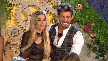 Oriana e Iv¨¢n tienen sexo en la ducha: "Pensaba que no se iba a escuchar"
