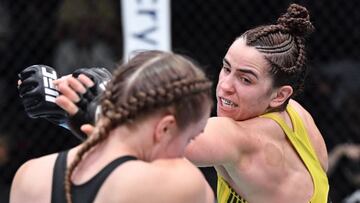 Dumont golpea a Ladd durante el UFC Las Vegas 40.