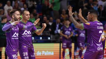 Jugadores del Palma Futsal celebran uno de sus goles en la Ronda ?lite de Champions.