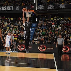 El colista Prat paga los platos rotos del Bilbao en Miribilla