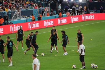 El Real Madrid realizó su práctica previa antes de El Clásico ante el FC Barcelona. 