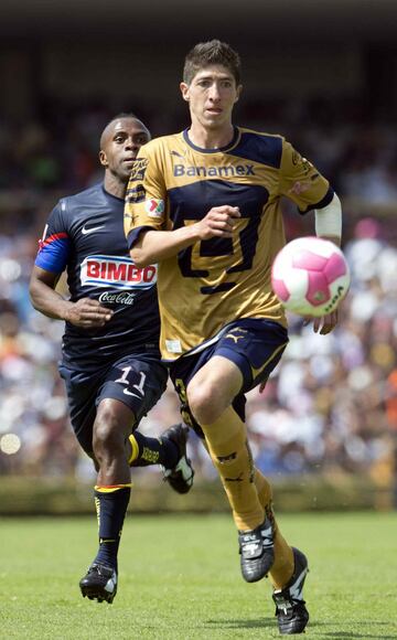 También conocido como "pikolin1", Marco jugó al lado de su hermano Alejandro en los Pumas de la UNAM desde 2003 y hasta 2014, con un breve paso por los Tiburones del Veracruz en 2007. Consiguió 4 títulos de liga con los universitarios.