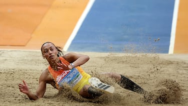 Athletics - European Athletics Indoor Championships - Omnisport Apeldoorn, Apeldoorn, Netherlands - March 7, 2025 Spain's Ana Peleteiro-Compaore in action during the women's triple jump final REUTERS/Yves Herman