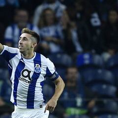 Héctor Herrera estaría cerca de llegar al AC Milan en verano