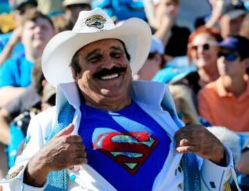 ?Es un p¨¢jaro? ?Es un avi¨®n? ?Es Ron Jeremy?