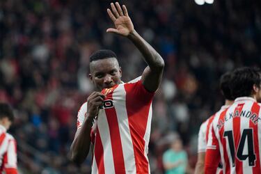 Otro que metió un doblete este fin de semana fue Otero. El colombiano es imprescindible en el Sporting y con sus dos tantos ante el Castellón, suma ya diez dianas. Está a solo dos de las 12 que consiguió el curso pasado, su mejor registro como rojiblanco.