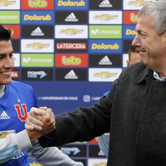 Rafael Caroca es presentado en la U y responde a las amenazas