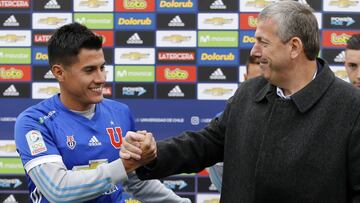 Santiago 21 de junio 2017
 Universidad de Chile presenta el Jugador Rafael Caroca, nuevo refuerzo para esta temporada, 
 Javier Torres/Photosport