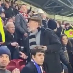 El infierno de las familias del Getafe: los fans del Ajax les tiraron cerveza desde la grada