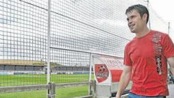 <b>ADIÓS A TAJONAR. </b>Iñaki Muñoz cumple por fin su sueño y deja Osasuna para recalar en el Athletic, un club que califica de grande.