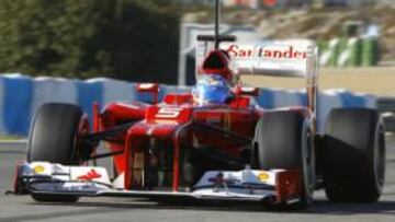 Alonso: "Estamos al 20% de la evolución del coche"