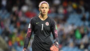 Labbé durante un partido del Mundial de Francia.