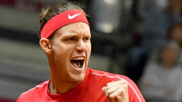 Chile`s Nicolas Jarry reacts during the Davis Cup tennis qualifiers match between Austria and Chile on February 1, 2019 in Salzburg. (Photo by BARBARA GINDL / APA / AFP) / Austria OUT