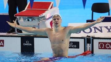 Marchand despedaza el longevo récord del mundo de Lochte