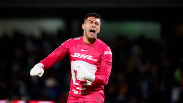 MEX00. CIUDAD DE MÉXICO (MÉXICO), 07/09/2022.- El jugador de Pumas Julio González celebra una anotación de su equipo ante Querétaro hoy, durante un partido de la jornada 13 del Torneo Apertura del fútbol mexicano realizado en el estadio Olímpico Universitario de la Ciudad de México. EFE/ José Méndez