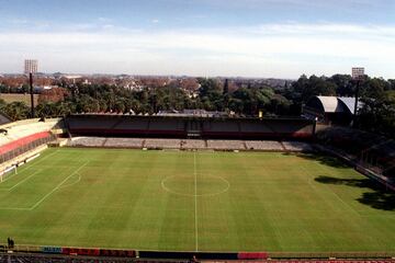 El Club Atlético Newell's Old Boys disputa allí sus partidos como local.