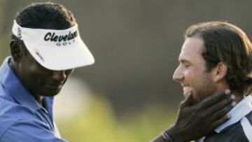 García felicitó a Singh.