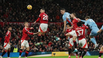 El Manchester United y el Nottingham Forest en Old Trafford.