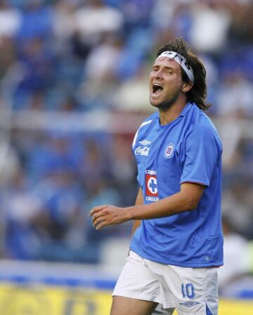 Las leyendas que despidieron el estadio Azul