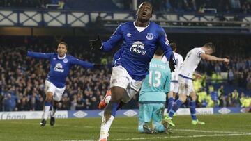 Lukaku celebra un gol con el Everton.